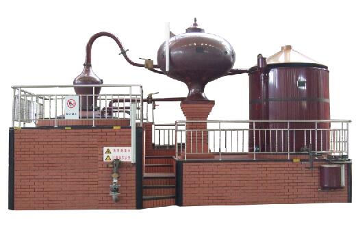 蒸餾機組廠家解析食用酒精蒸餾設備